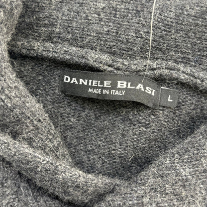 Gray Solid Pullover Sweater