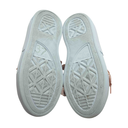 Chuck Taylor All Star Cruise Low-Top Athletic Shoes
