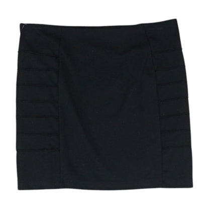 Black Solid Mini Skirt