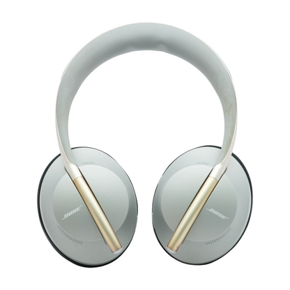 Luxe Silver Noise Cancelling 700 Headphones