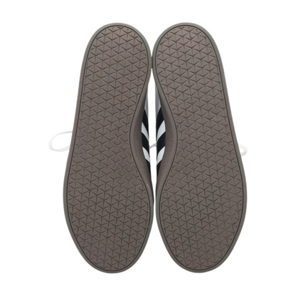 VL Court Low-Top Athletic Shoes