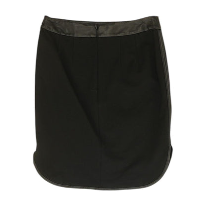 Black Solid Mini Skirt