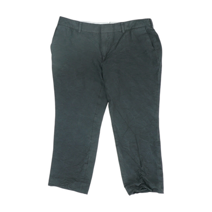 Black Solid Chino Capris