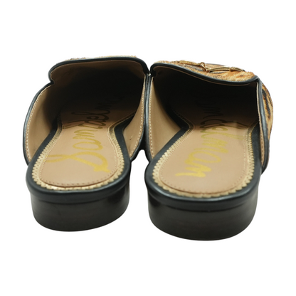 Tan Flats