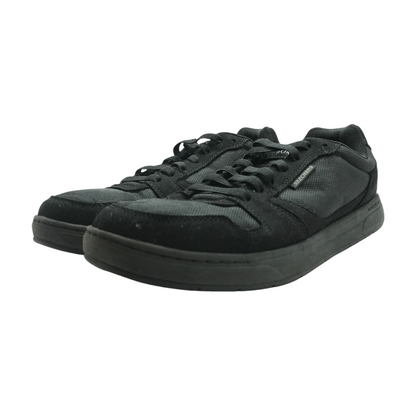 Watab Low-Top Athletic Shoes