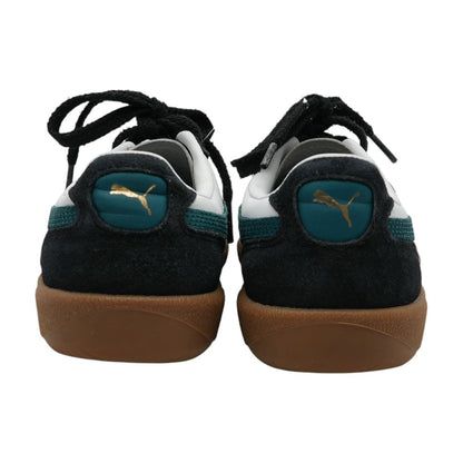 Black Low Top Athletic Shoes
