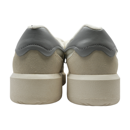 CT302 Low-Top Athletic Shoes