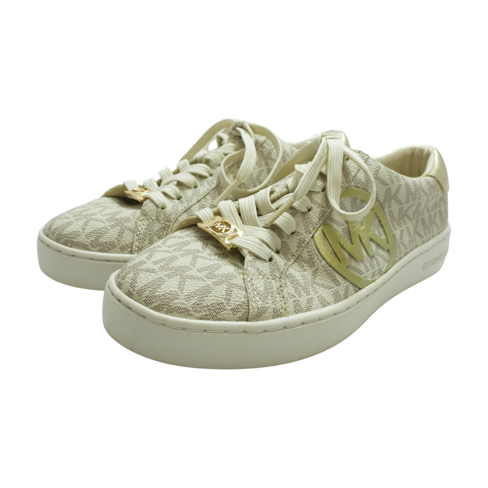LS241 Low-Top Athletic Shoes