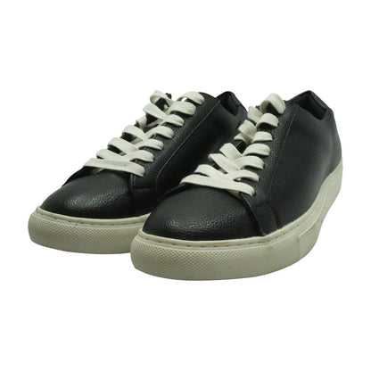 Black Low Top Athletic Shoes