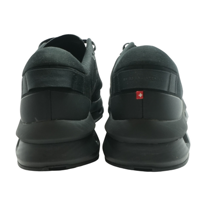 Cloudzone in Black Low-Top Athletic Shoes