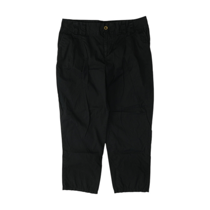 Black Solid Capris