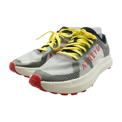 Daily Trainer Low-Top Athletic Shoes