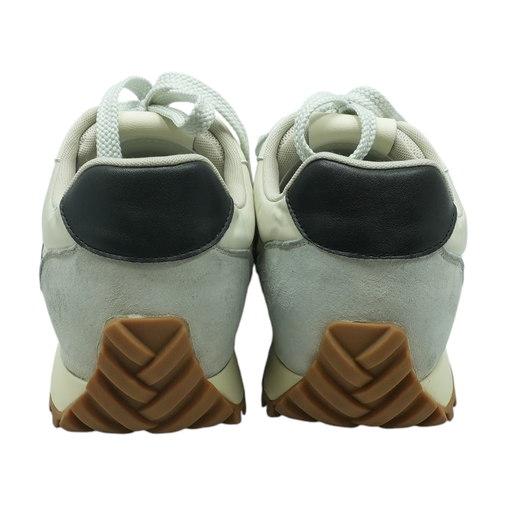 Gray Low-Top Athletic Shoes