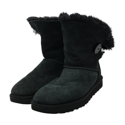 Black Winter Boots