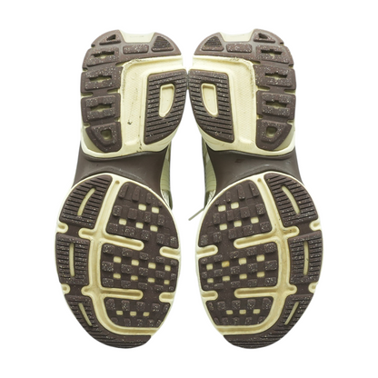 V2K Run Low-Top Athletic Shoes