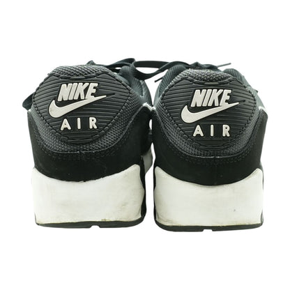 Black Low Top Athletic Shoes