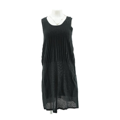 Black Solid Midi Dress