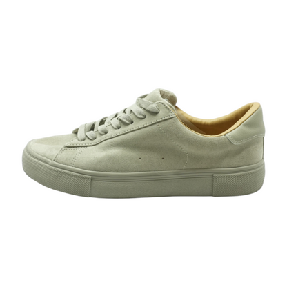 Brown Low-Top Athletic Shoes