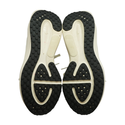 Revolution 8 Low-Top Athletic Shoes