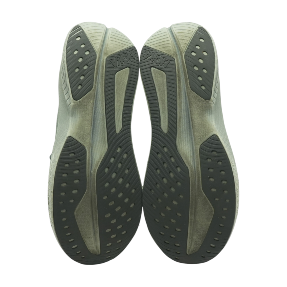 Mach 6 Low-Top Athletic Shoes