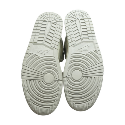 Jordan 1 Mid SE High-Top Athletic Shoes