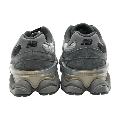9060 Low-Top Athletic Shoes