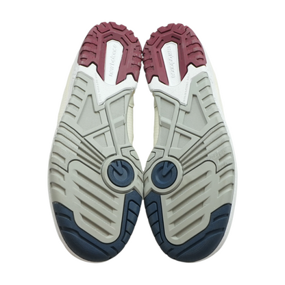 550 Low-Top Athletic Shoes