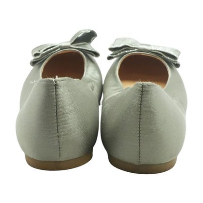 Gray Flats