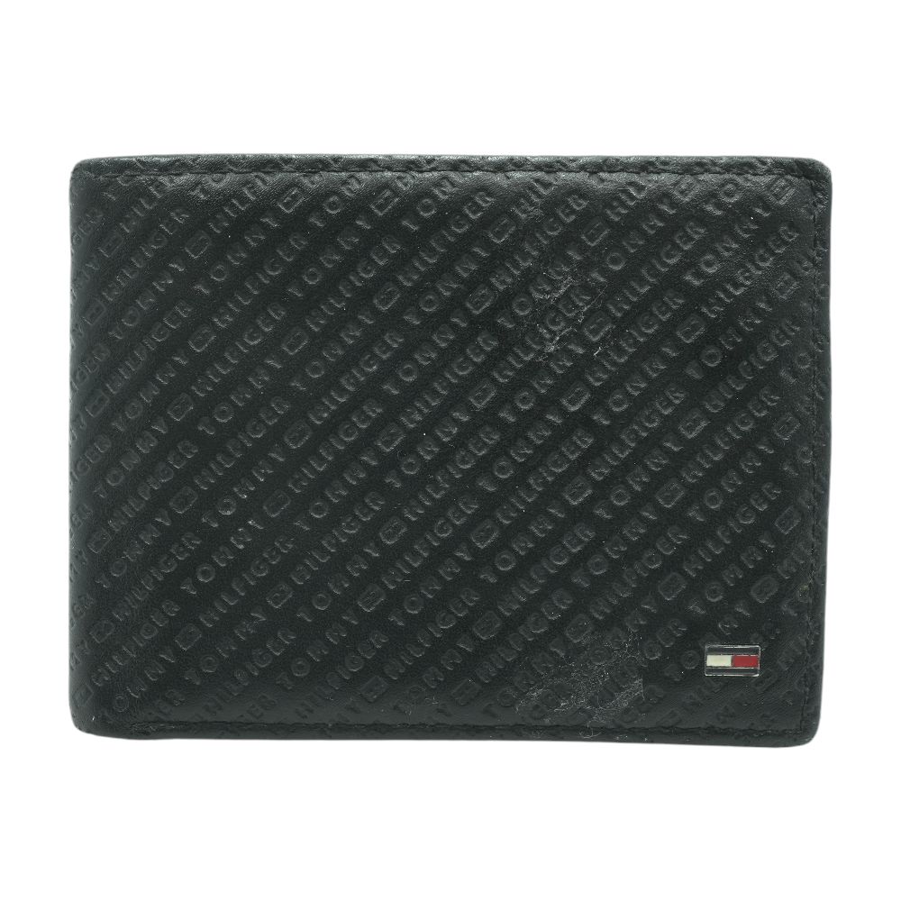 Black Bifold Wallet – Unclaimed Baggage