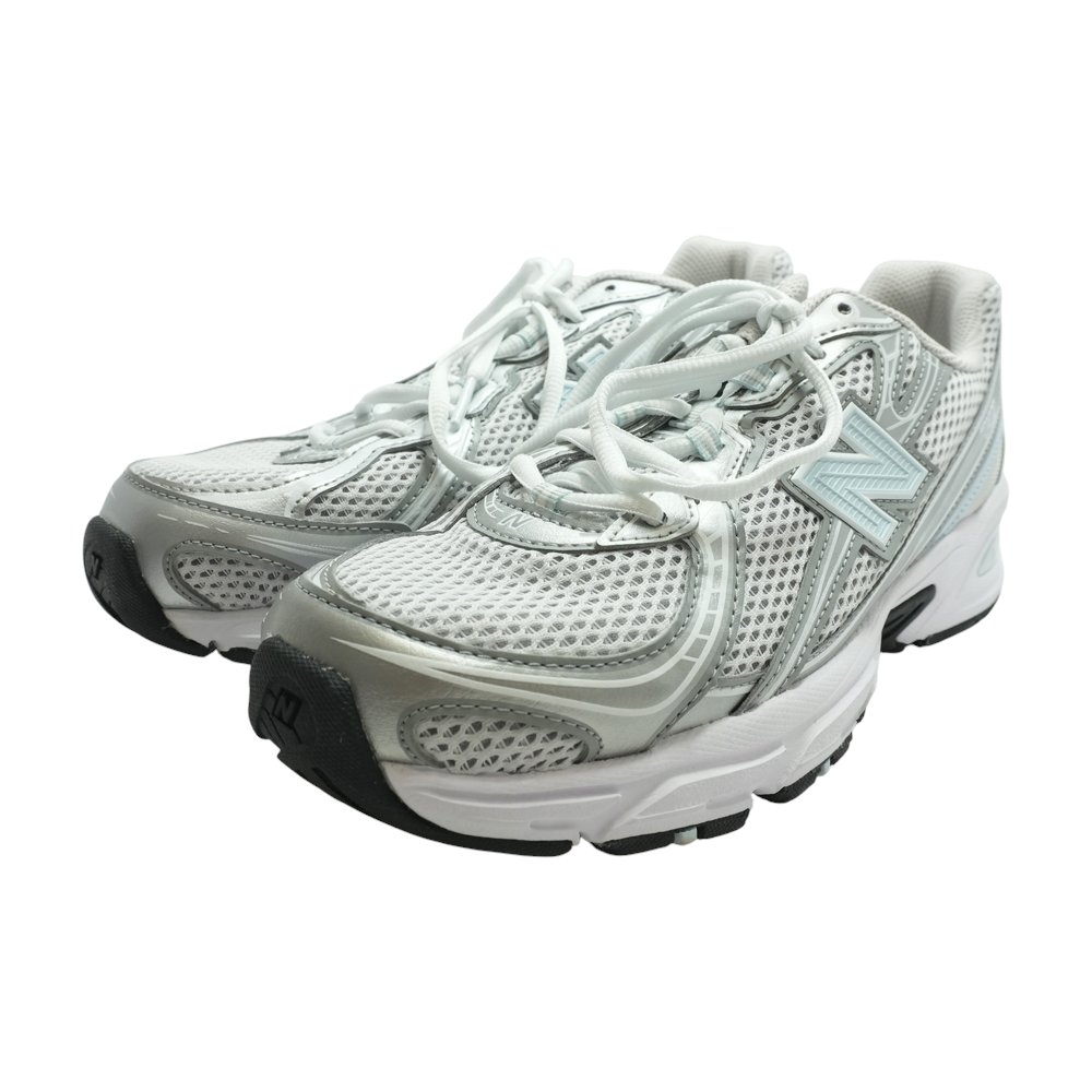 740 Low-Top Athletic Shoes
