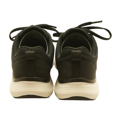 Black Low-Top Athletic Shoes