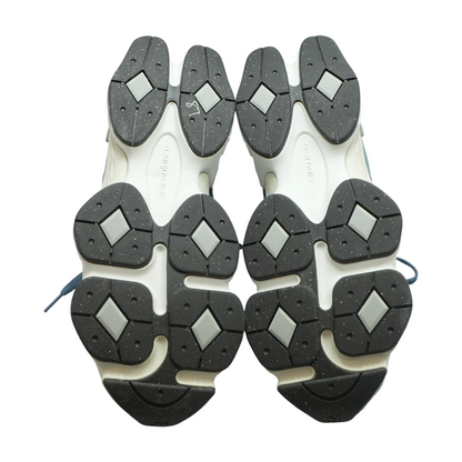 9060 Low-Top Athletic Shoes