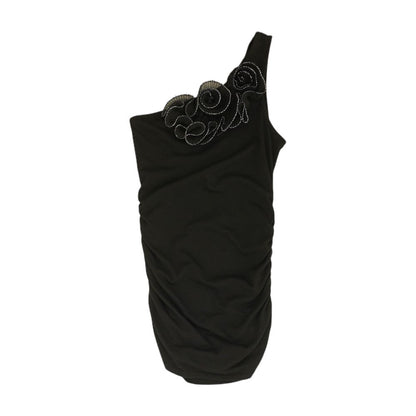 Black Solid Sleeveless Blouse