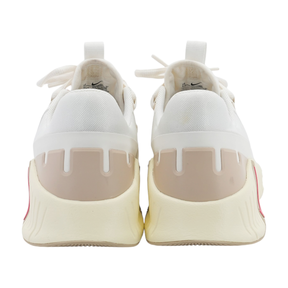 Free Metcon 5 Low-Top Athletic Shoes