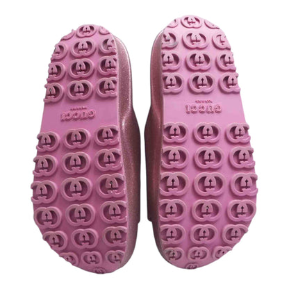 Interlocking G Slide in Pink Glitter, Gucci Love Parade Collection