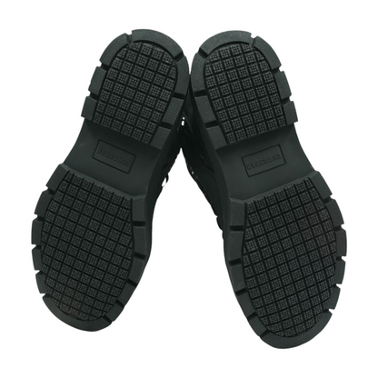 Black Athletic Shoes