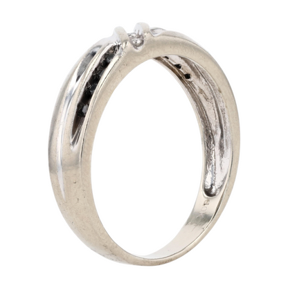 10K White Gold Diamond Band
