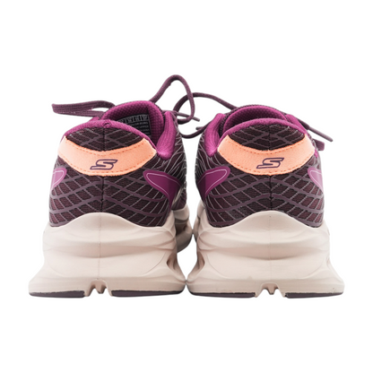 Max Cushioning Glide-Step Low-Top Athletic Shoes