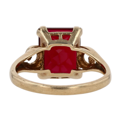 10K Yellow Gold Synthetic Ruby Fashion Ring