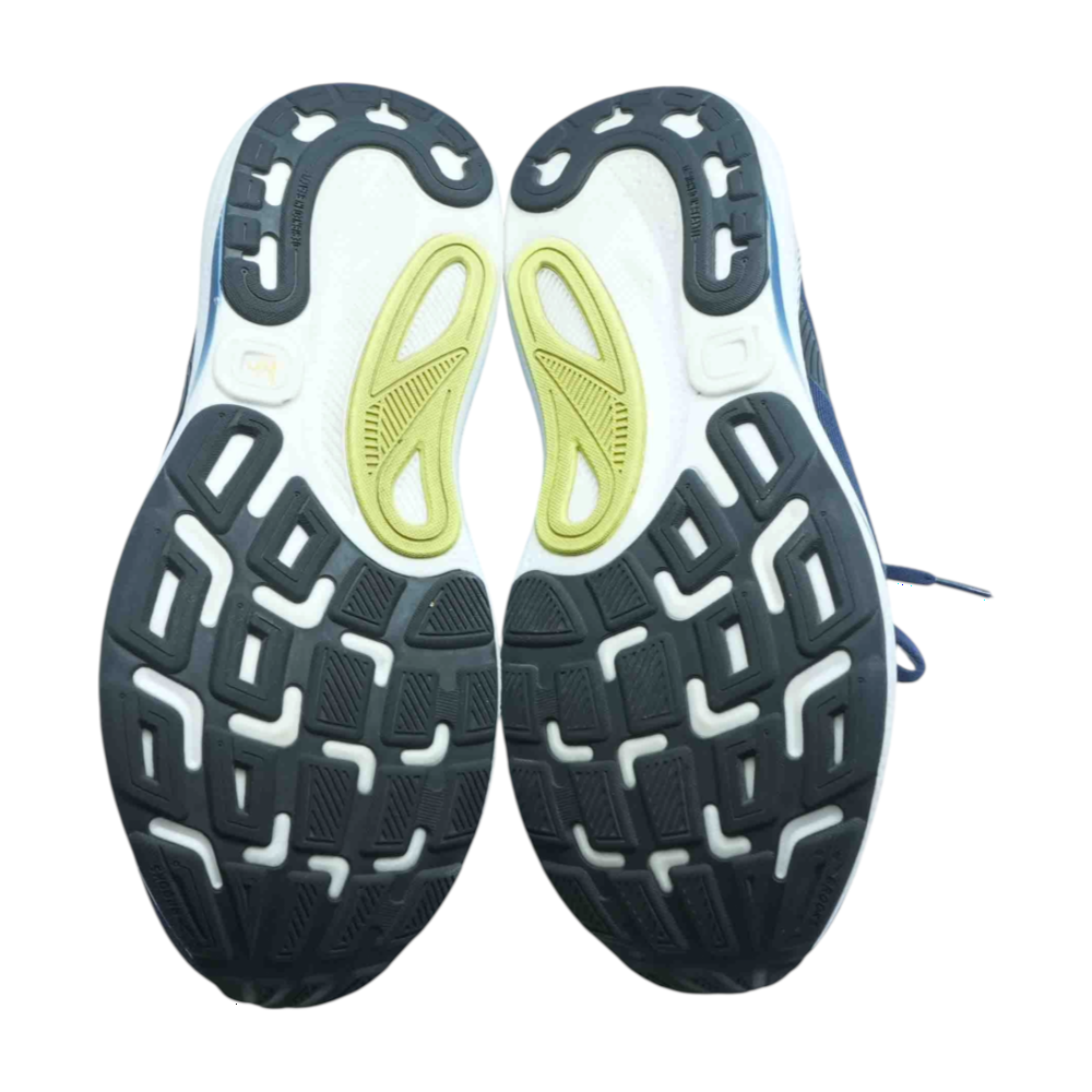 Adrenaline GTS Low-Top Athletic Shoes