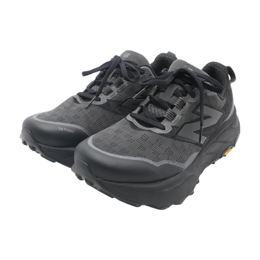 Hierro Low-Top Athletic Shoes