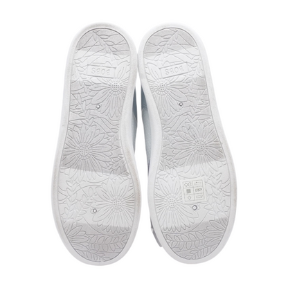 D'Vine Low-Top Athletic Shoes
