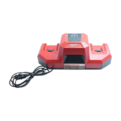 M18 Dual Bay Super Charger