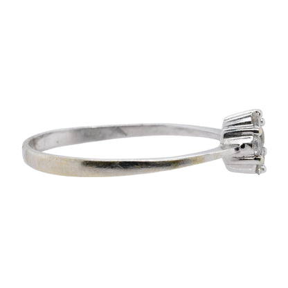 18K White Gold Round Diamond Cluster Engagement Ring