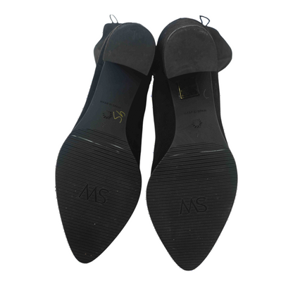 Black Boots