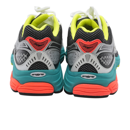 Omni 9 Low-Top Athletic Shoes
