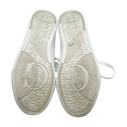 White Low-Top Athletic Shoes