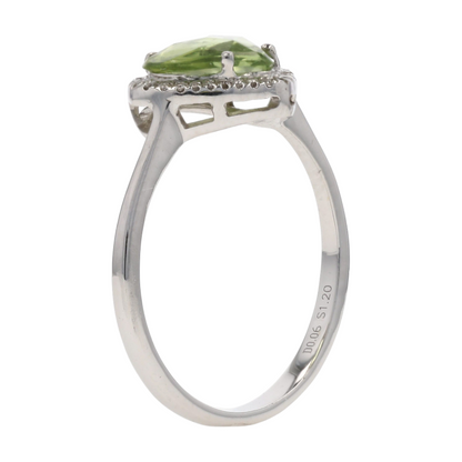 18K White Gold Sapphire Fashion Ring