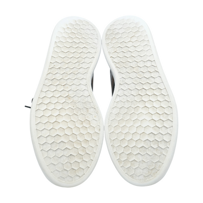 Grandcourt Low-Top Athletic Shoes
