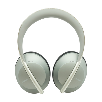 Luxe Silver Noise Cancelling 700 Headphones With Black Earpads